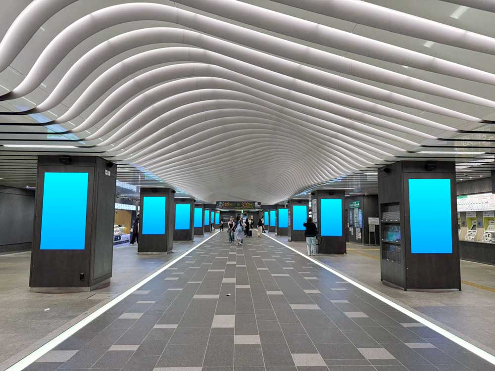 三宮コンコースDS