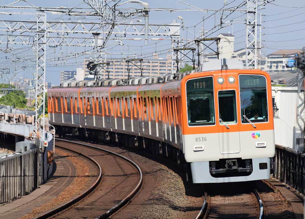 阪神電車の広告
